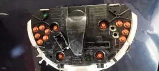 Cuadro Cuentakilómetros y Caja Fusibles Smart