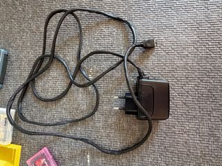 Game Boy Advance SP con scatola e giochi