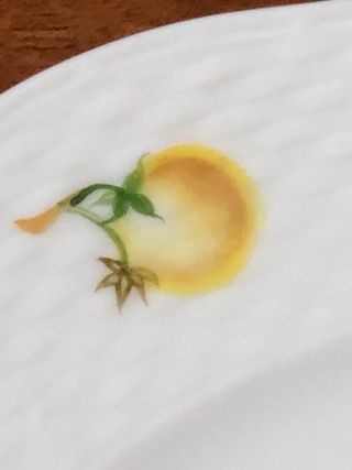 Piatto Herend decorato con verdure