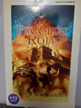 La pirámide roja de Rick Riordan