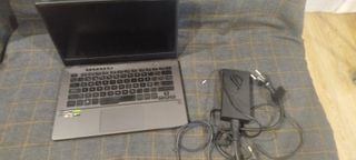 Asus Zephyrus G14 para piezas o reparar (manitas)