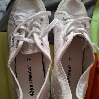 Zapatillas Superga Blancas Talla 39 en muy buenas