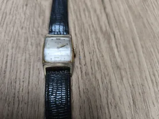 Reloj de pulsera Elgin