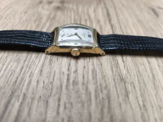 Reloj de pulsera Elgin