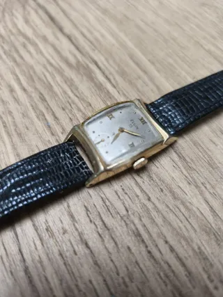 Reloj de pulsera Elgin