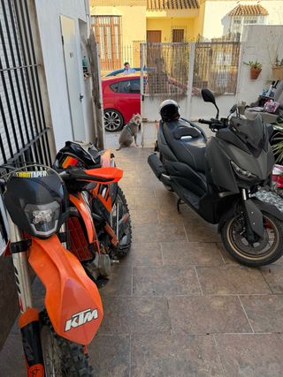 Yamaha Xmax tech max 300