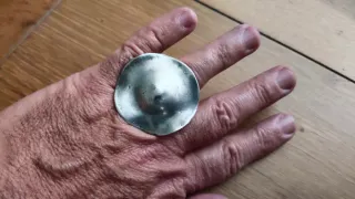 Anillo plata maciza ajustable grande.