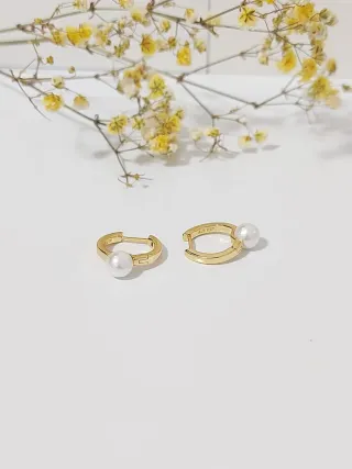 Pendientes Pandora Aro Perla Dorados