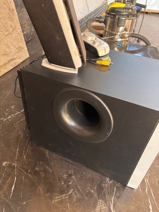 Logitech Altavoces y Subwoofer