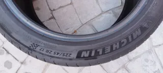 Neumático Michelin pilot 4   225/45 ZR 17 91Y