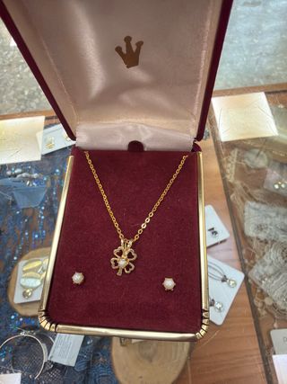 Conjunto Collar y Pendientes Trébol Bañado Oro 18k