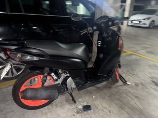Honda SH Scooter Negra