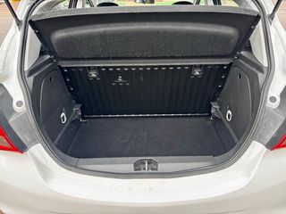 Opel Corsa 1.4 Selective 90-LPG