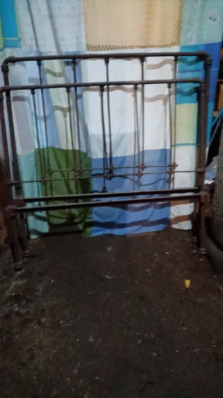 Cama de hierro antigua Medidas cama de 1,20