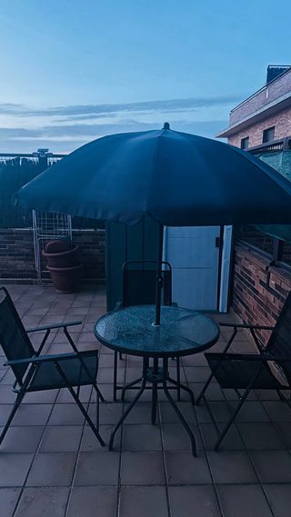 Mesa y 4 Sillas Jardín Outsunny