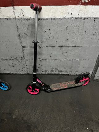 Patinete Oxelo rosa y negro