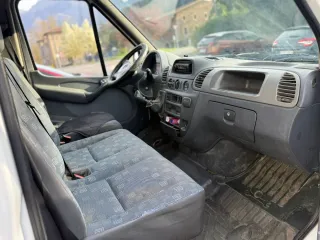 Mercedes-Benz eSprinter 2004