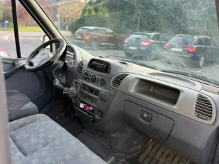 Mercedes-Benz eSprinter 2004
