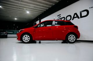 Hyundai i20 2019 1.2 80cv Manual Pegatina Verde C