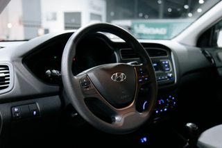 Hyundai i20 2019 1.2 80cv Manual Pegatina Verde C