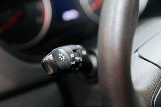 Hyundai i20 2019 1.2 80cv Manual Pegatina Verde C