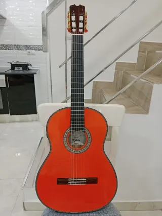 Guitarra flamenca Modesto Maya Rubia con os1