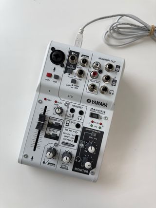 Mesa de mezclas Yamaha AG03