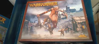 Cajas Warhammer The Old World y otras