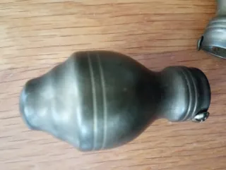 2 Pomos para Barra de Cortina Metálicos