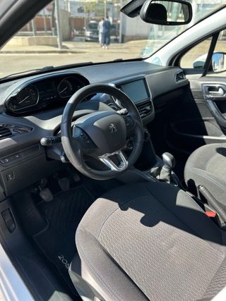 Peugeot 208 2018