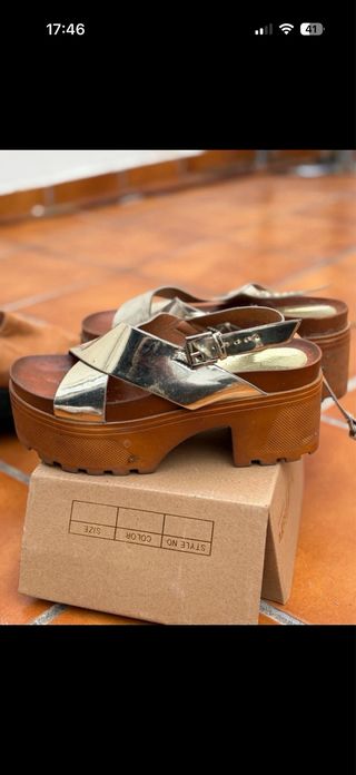 Sandalias Plataforma Verano Marrón y Dorado