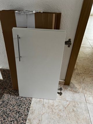 Puertas y cajones de Muebles Cocina Blancas URGE!!