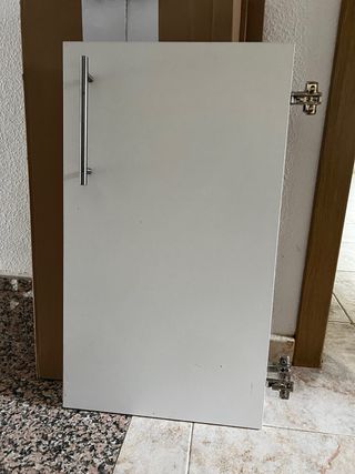 Puertas y cajones de Muebles Cocina Blancas URGE!!