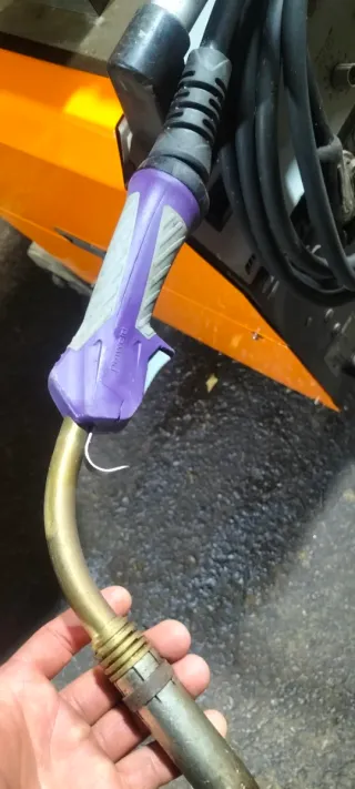 Soldadora de Hilo SYNERGIC 354S