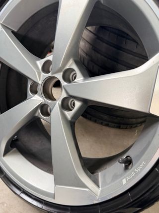 Llanta Audi Sport 235/35 R19