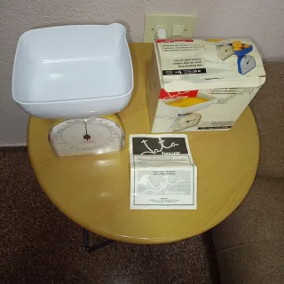 Pack Tupperware Storex + Báscula Jata