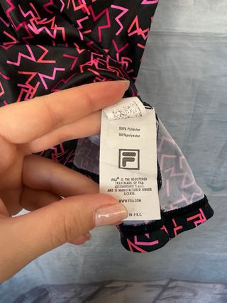 Top deportivo Fila estampado talla L