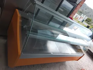 Vitrina expositora refrigerada 2 metro por 1.20