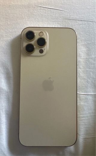 iPhone 12 Pro max Dorado