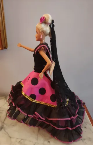 Barbie Flamenca, pronta per la Feria de Abril.
