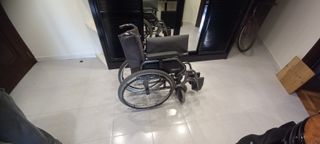 Silla de ruedas plegable
