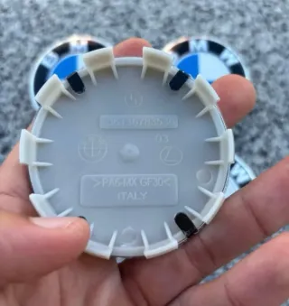 TAPAS RUEDA CENTRO LLANTA TAPABUJES BMW 68MM 36136