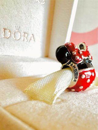 Pandora Disney Minnie Mouse Charm Rojo