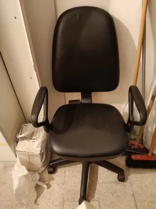 Sedia da ufficio nera