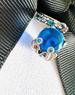 Pandora Charm pulpo Azul y Plateado