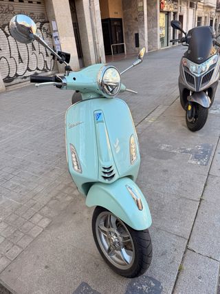 Vespa Primavera 125 Verde Automática