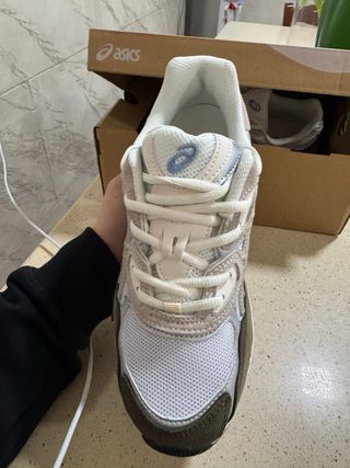 Asics Gel NYC Beige/Blanco