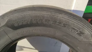 Neumático 355/50R22.5