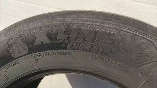 Neumático 355/50R22.5