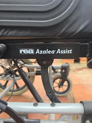 Silla de ruedas Invacare Rea Azalea basculante